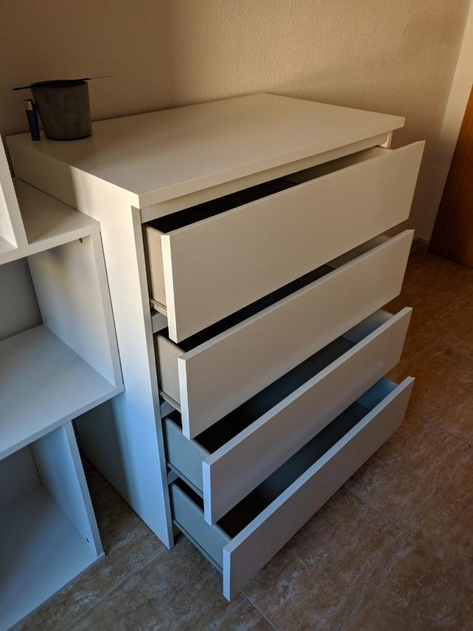 Vivienda Compartida Con Ambiente Familiar Apartment Sesena Bagian luar foto